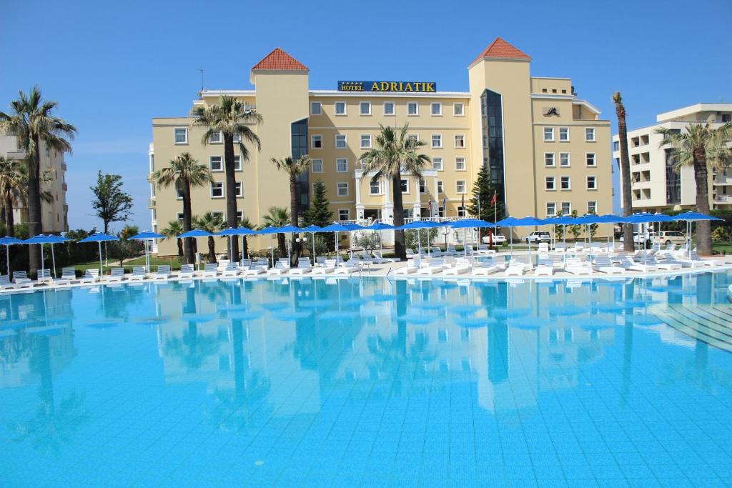 Hotel Adriatik دوريس - بعيون عربية