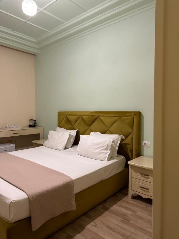 Hotel Veliera دوريس - بعيون عربية