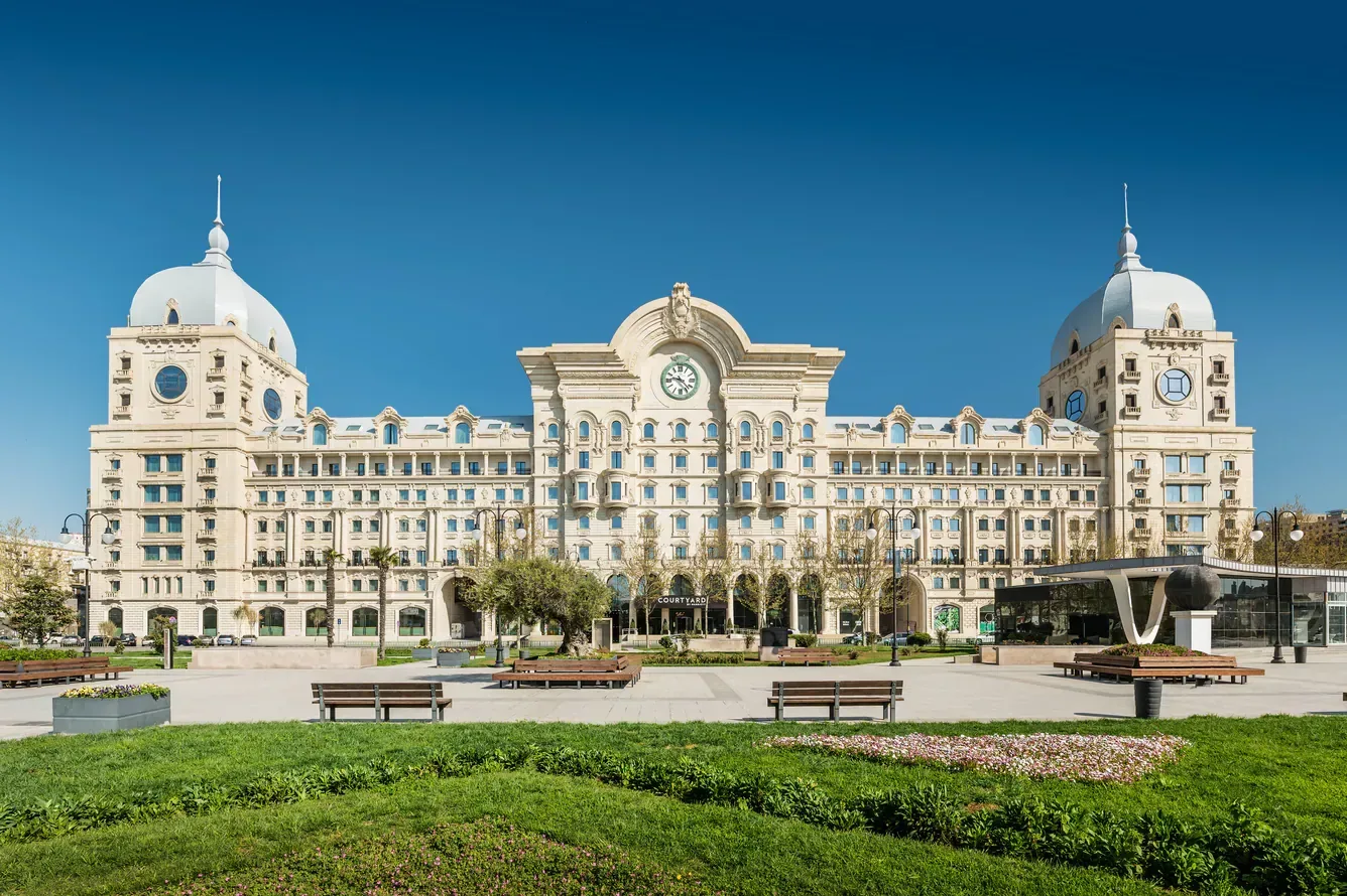 صورة courtyard1 من بعيون عربية للسياحة والسفر