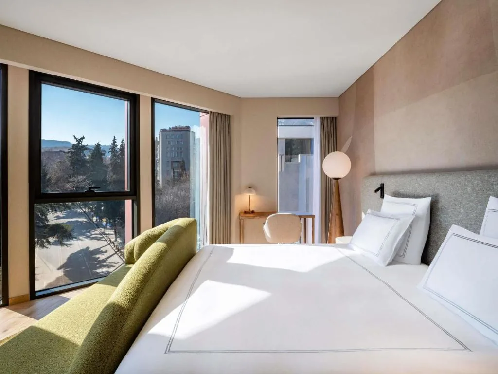 صورة swissotel2 من بعيون عربية للسياحة والسفر