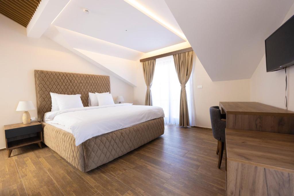 Hotel Castello - بعيون عربية