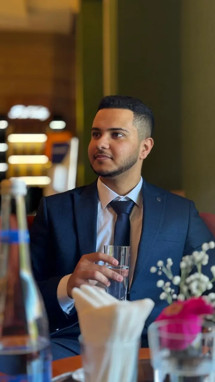محمد أبو كنان مسؤول قسم الشركات في بعيون عربية